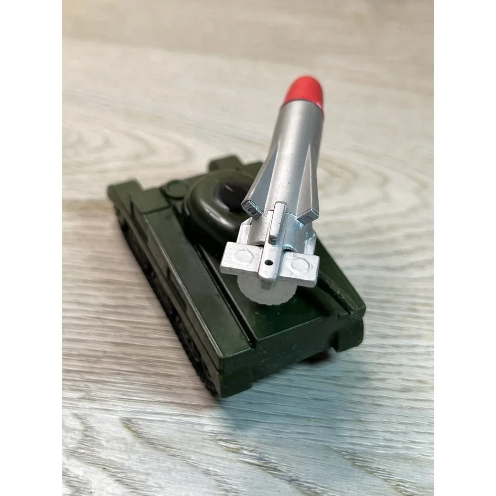 Vintages 1989 Majorette Sonic Flashers military tank with a missile launcher